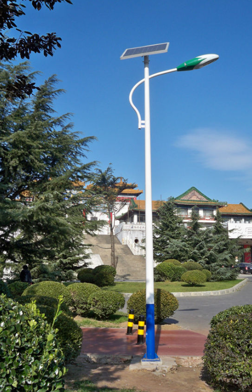 道路太陽能路燈你知道怎么選擇瓦數嗎?